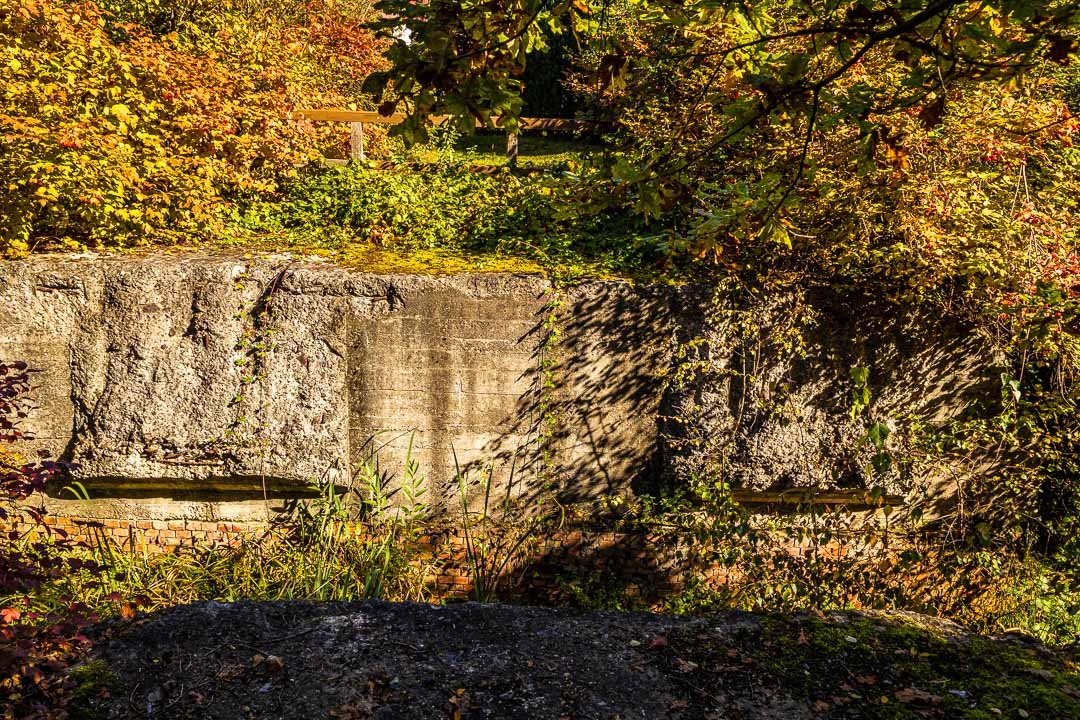 Märzfeld Fundamentreste, Langwasser